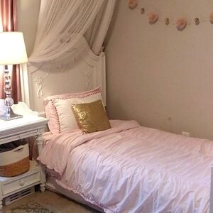 Simply Shabby Chick Twin Pink Ruffled Comforter girls‎ romantic cottage core